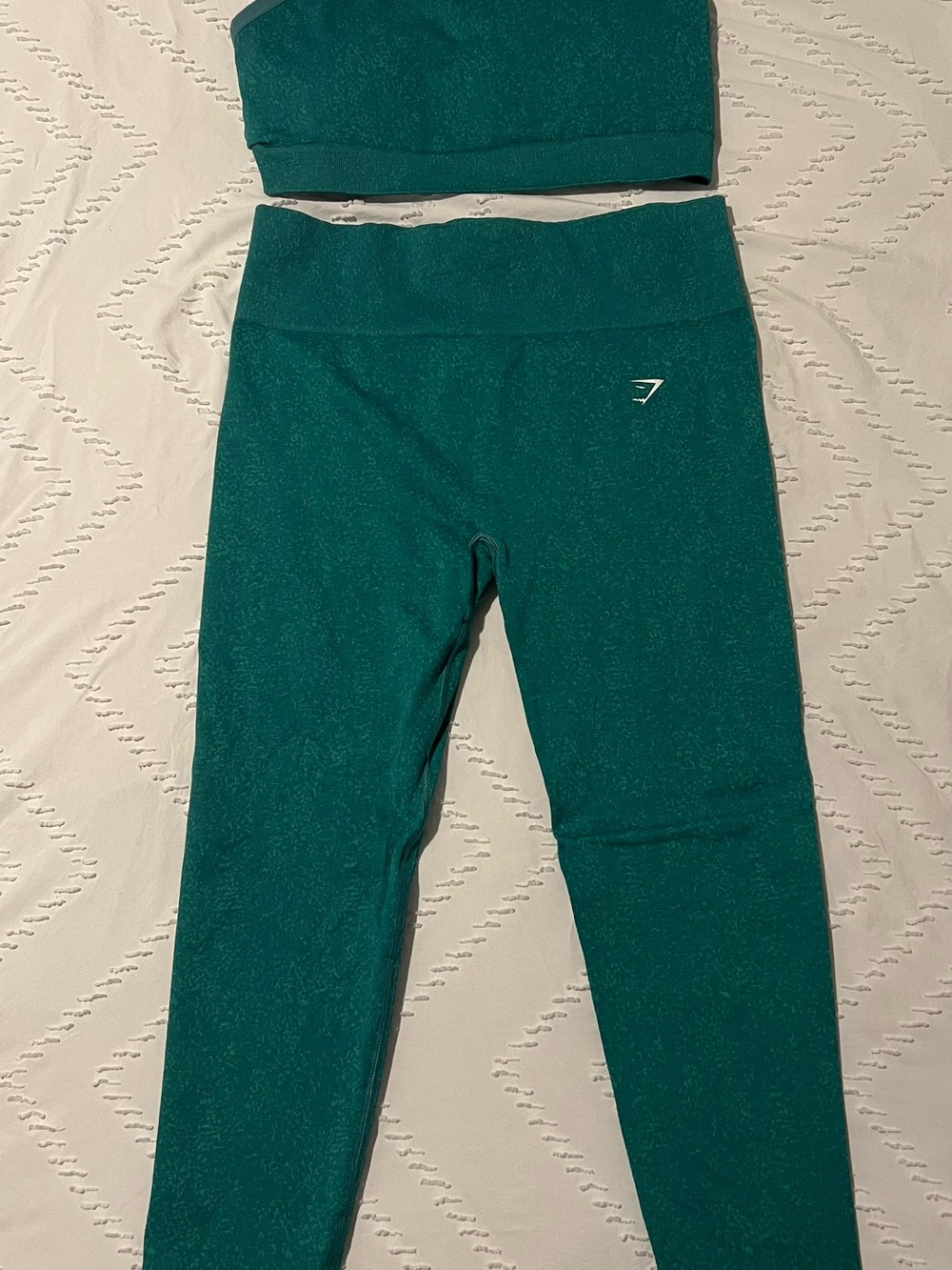Gymshark Teal High-Waist Leggings and matching sports bra set